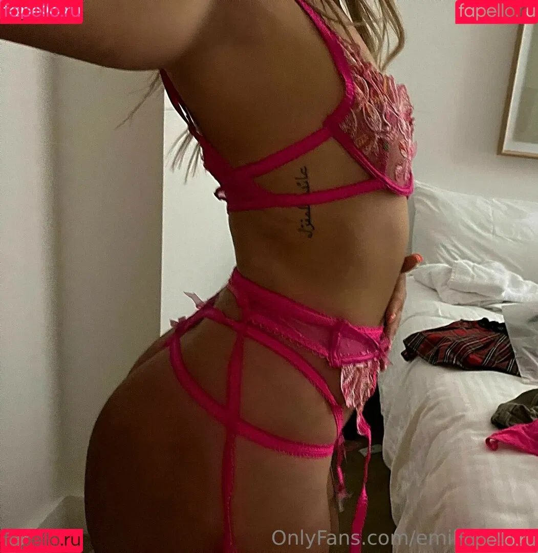 Emily Marlor Onlyfans Photo Gallery 