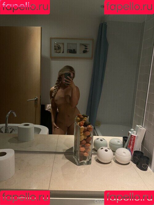 Emily Marlor Onlyfans Photo Gallery 