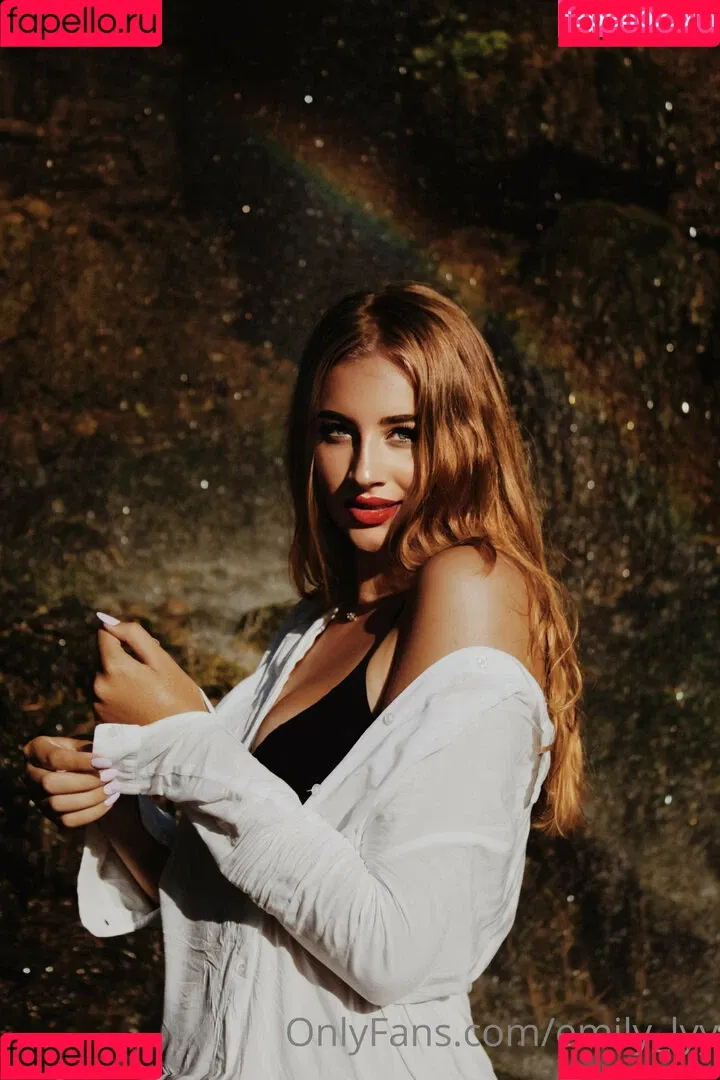 emily_lyy Onlyfans Photo Gallery 