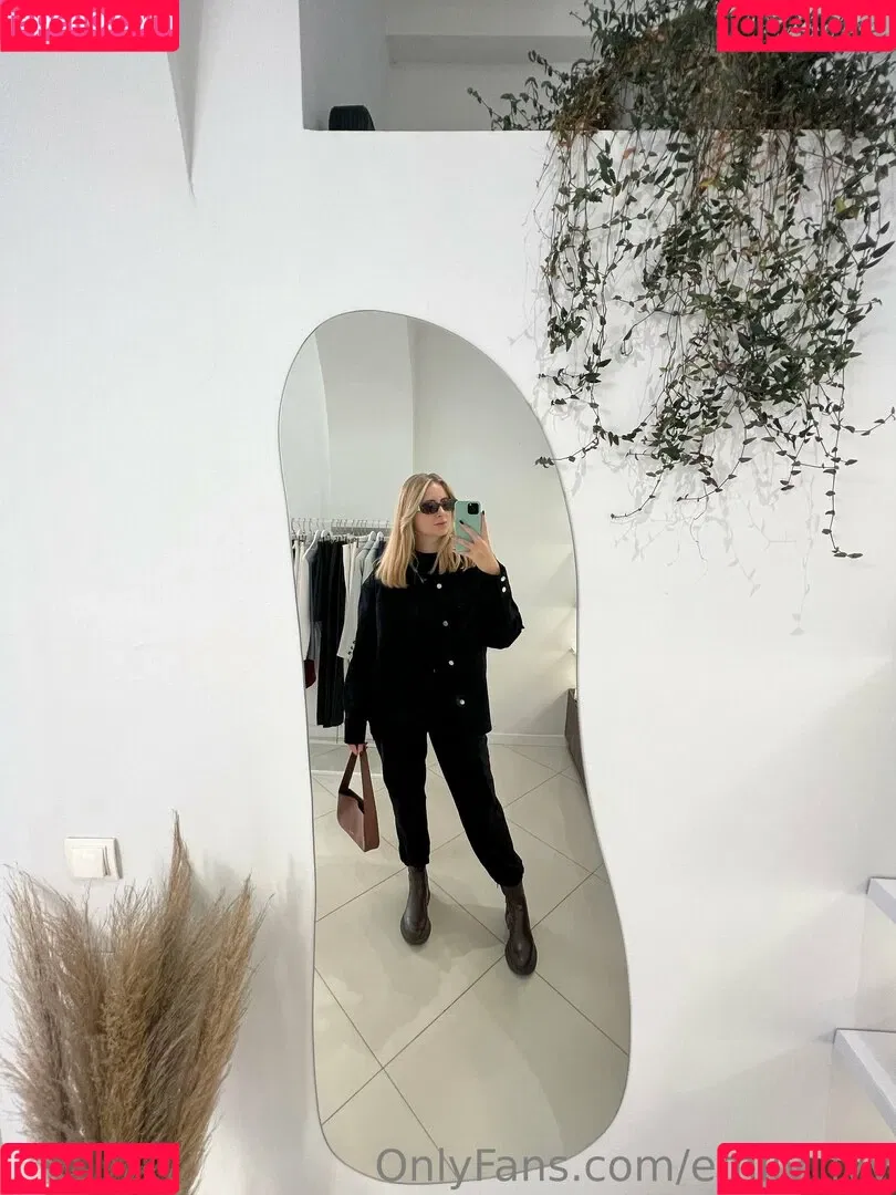 emily_lyy Onlyfans Photo Gallery 
