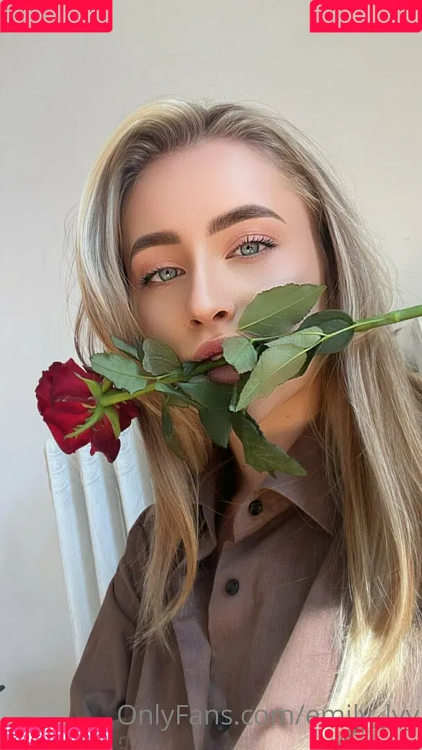 emily_lyy Onlyfans Photo Gallery 