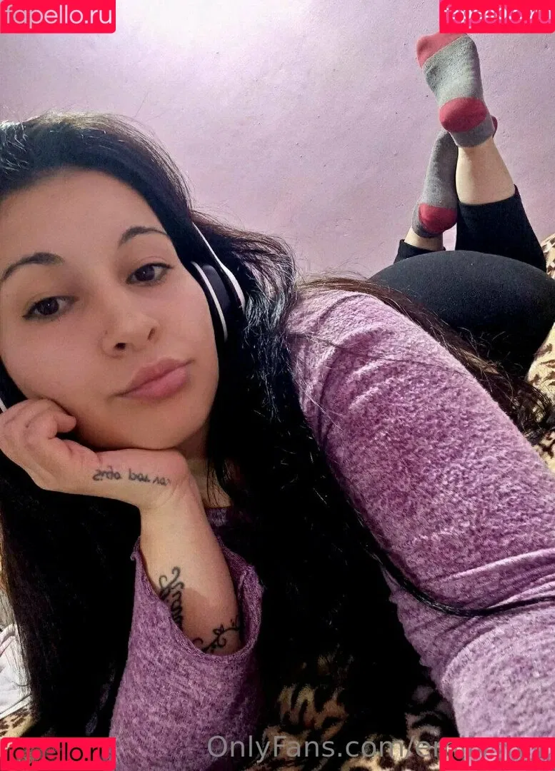 emily_lyy Onlyfans Photo Gallery 