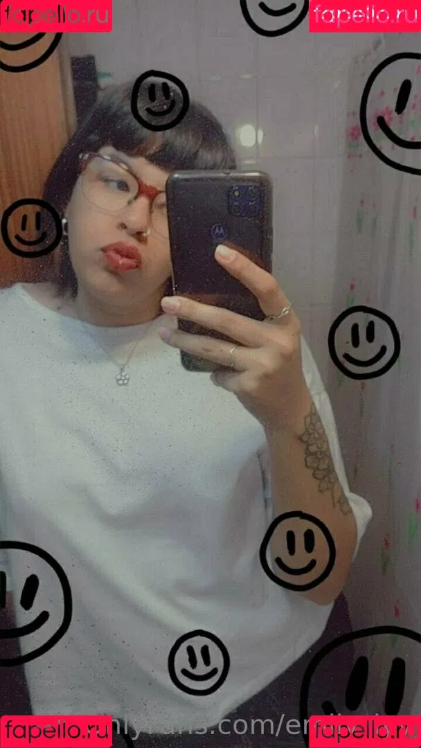 emily_lyy Onlyfans Photo Gallery 