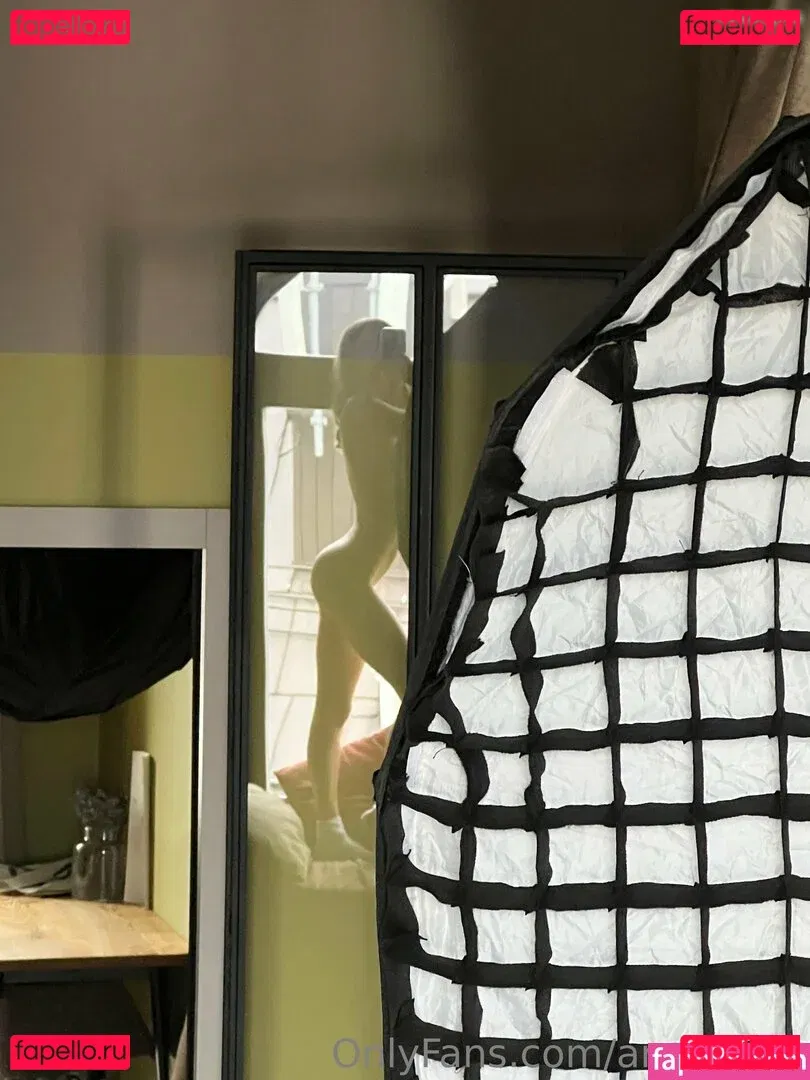 emily_lyy Onlyfans Photo Gallery 