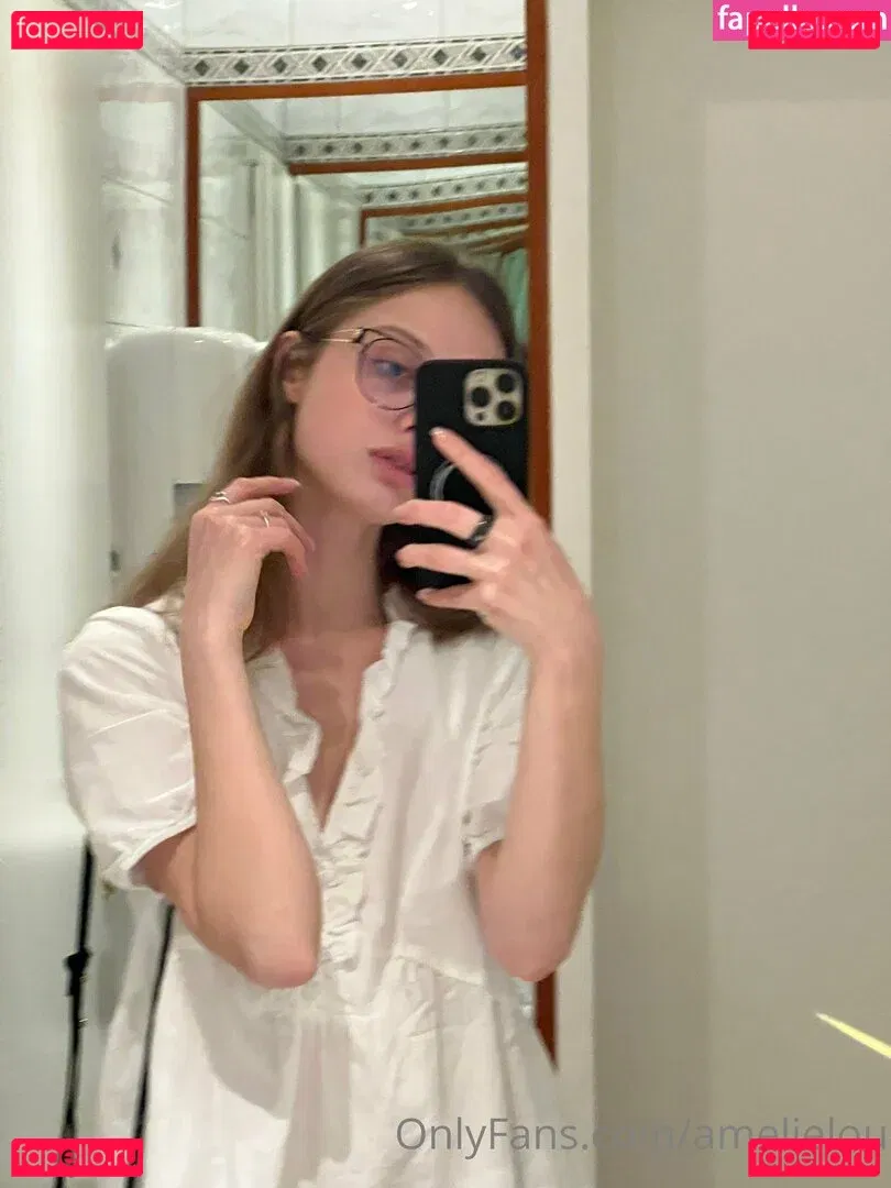 emily_lyy Onlyfans Photo Gallery 