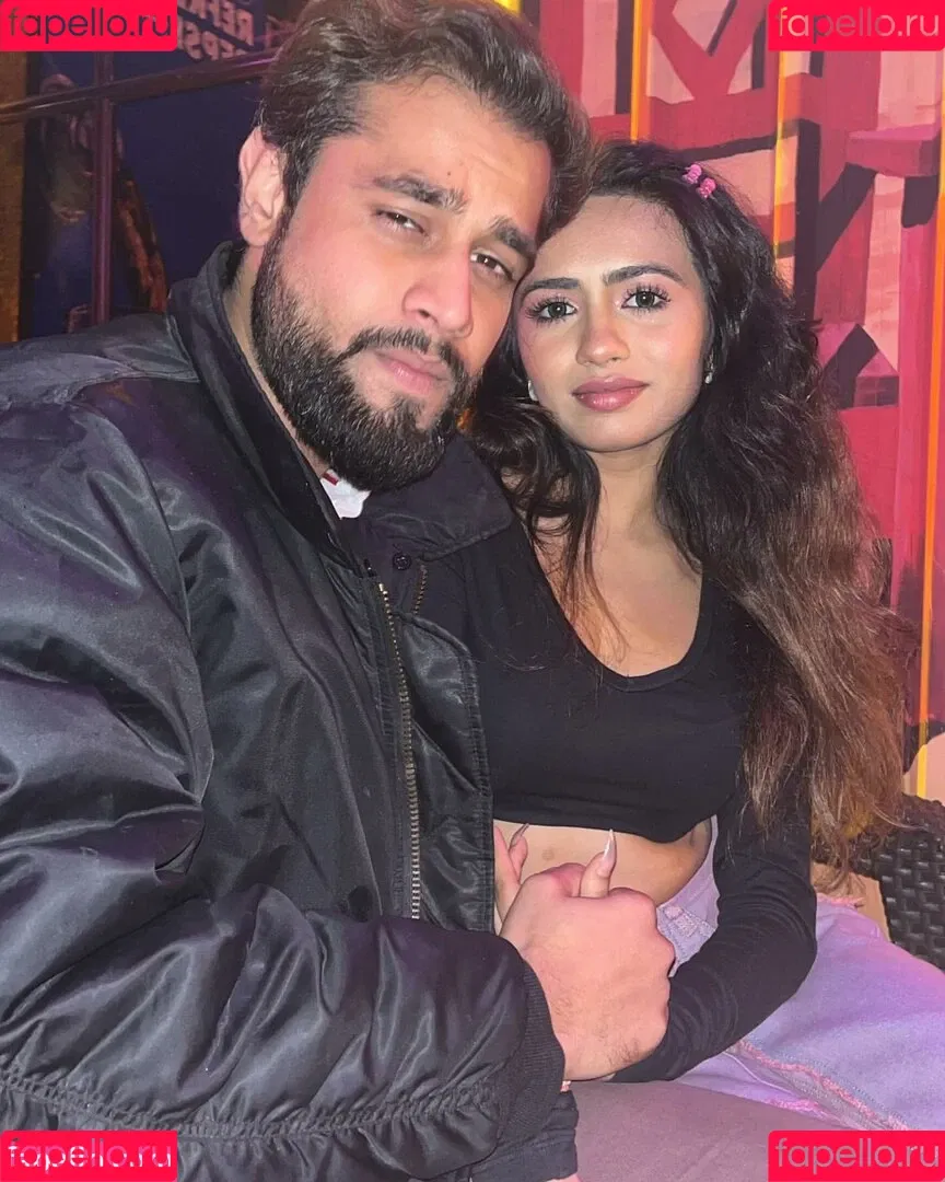 Riya Sharma Onlyfans Photo Gallery 