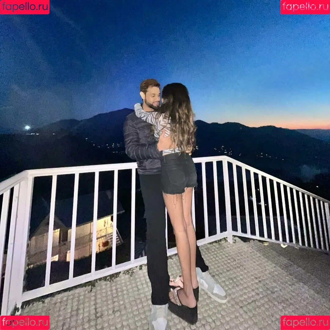 Riya Sharma Onlyfans Photo Gallery 