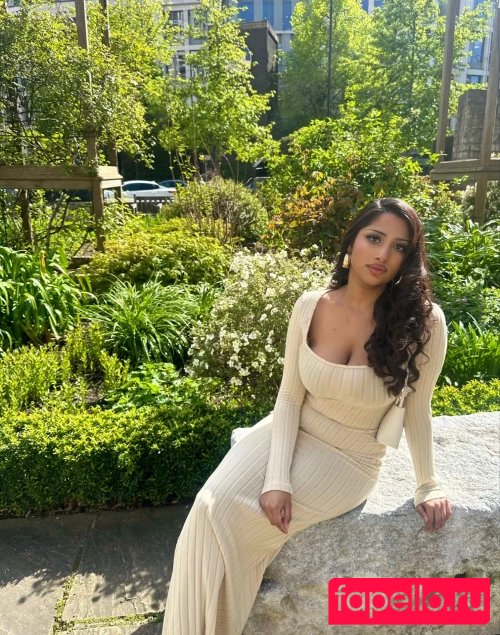 Riya Sharma Nude Onlyfans Photo 20