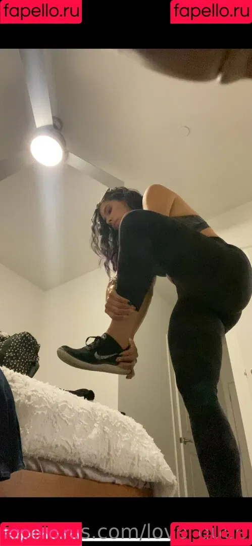 love_queen_bee Onlyfans Photo Gallery 