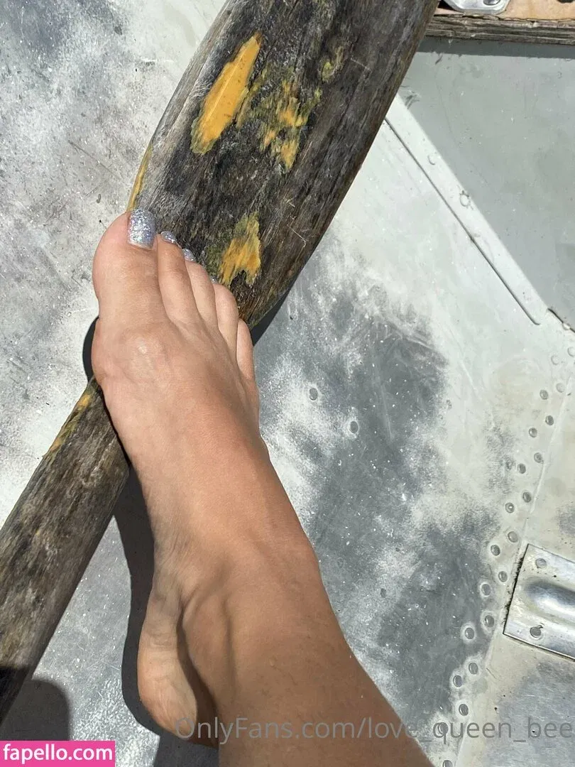 love_queen_bee Onlyfans Photo Gallery 
