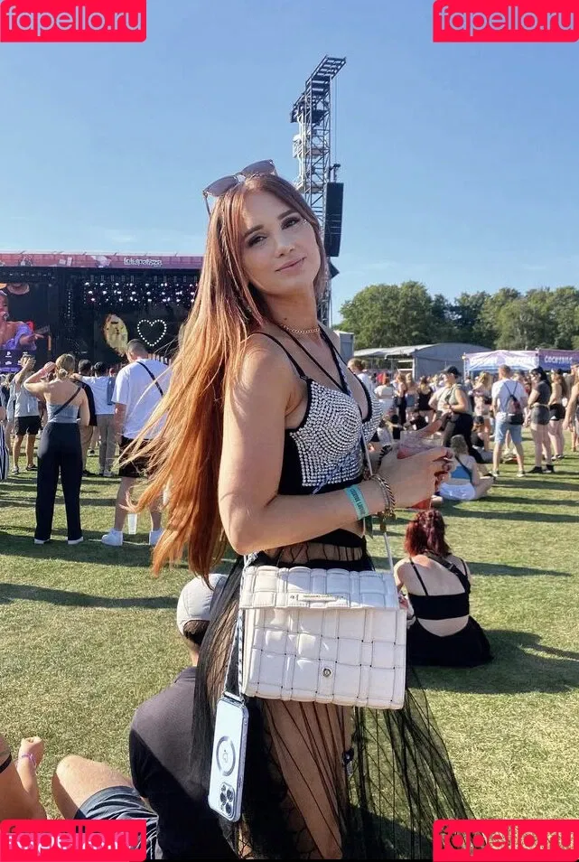 Coupleontour Onlyfans Photo Gallery 