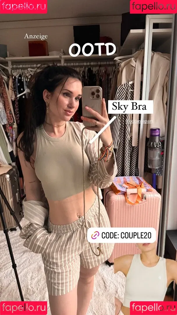 Coupleontour Onlyfans Photo Gallery 