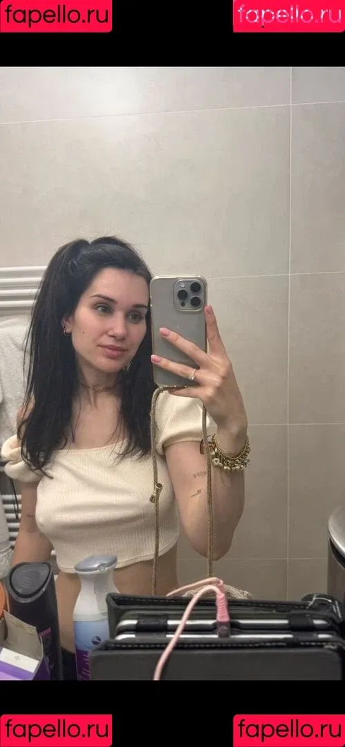 Coupleontour Onlyfans Photo Gallery 