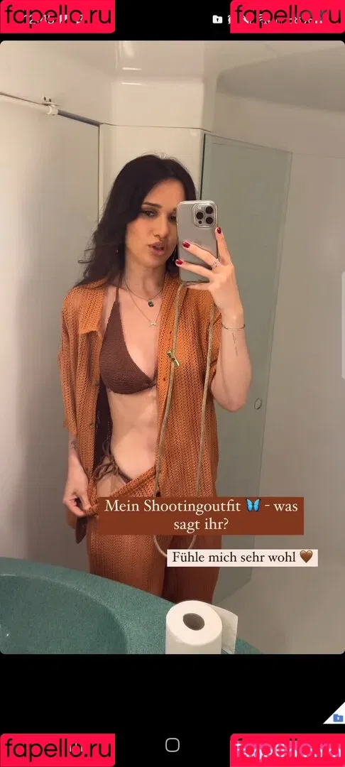 Coupleontour Onlyfans Photo Gallery 