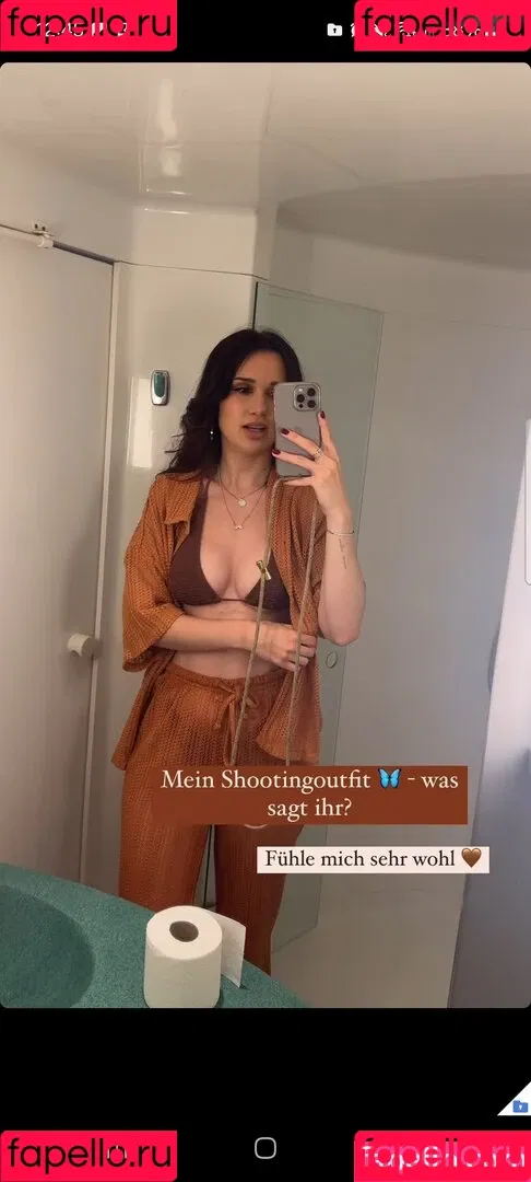 Coupleontour Onlyfans Photo Gallery 