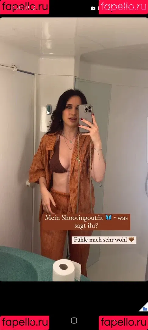 Coupleontour Onlyfans Photo Gallery 