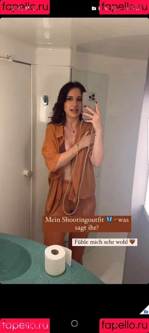 Coupleontour Onlyfans Photo Gallery 