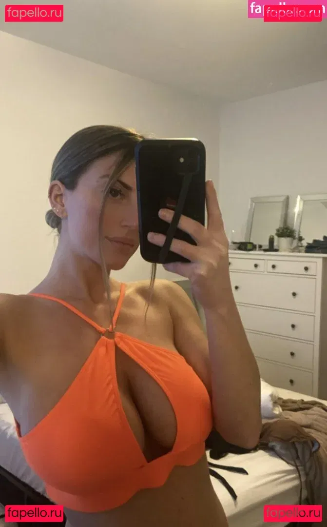 Emanuellecharbonneau Onlyfans Photo Gallery 