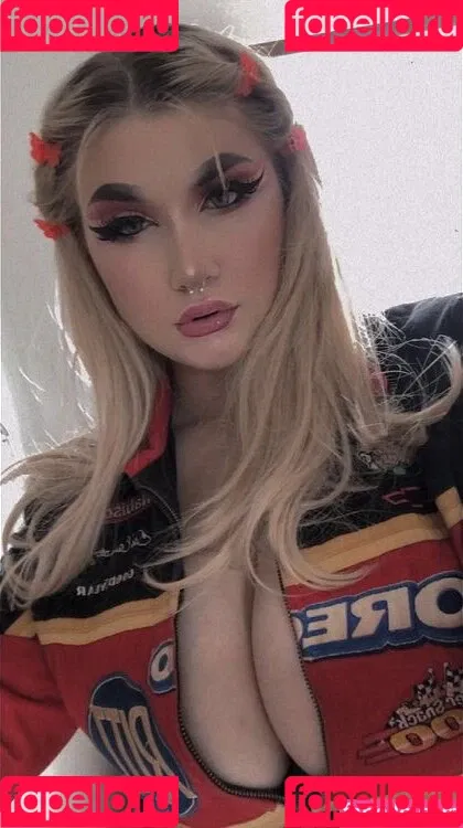 heys0phie Onlyfans Photo Gallery 