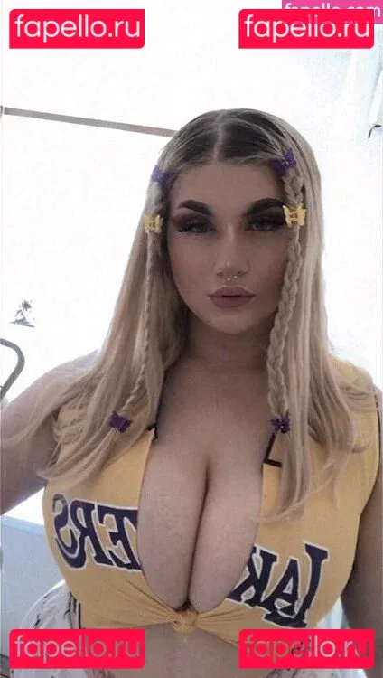 heys0phie Onlyfans Photo Gallery 