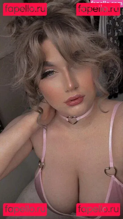 heys0phie Onlyfans Photo Gallery 