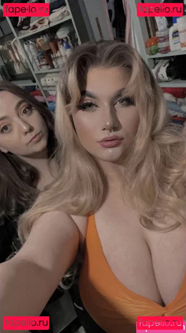 heys0phie Onlyfans Photo Gallery 