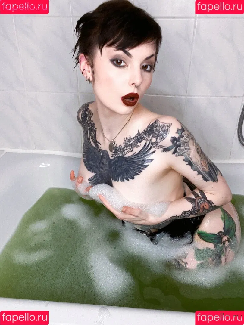 Nimue Faierie Blossom Onlyfans Photo Gallery 