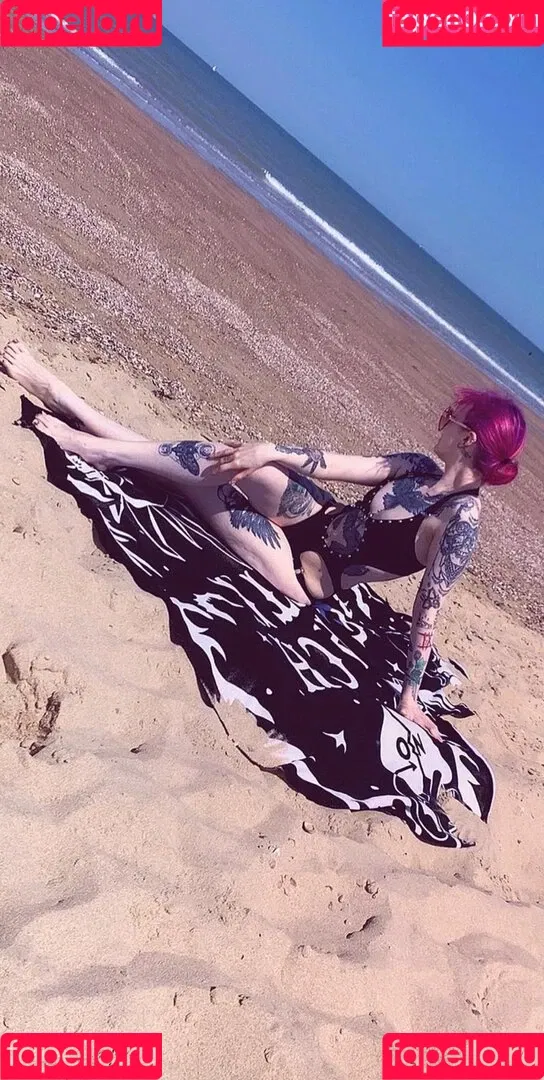 Nimue Faierie Blossom Onlyfans Photo Gallery 