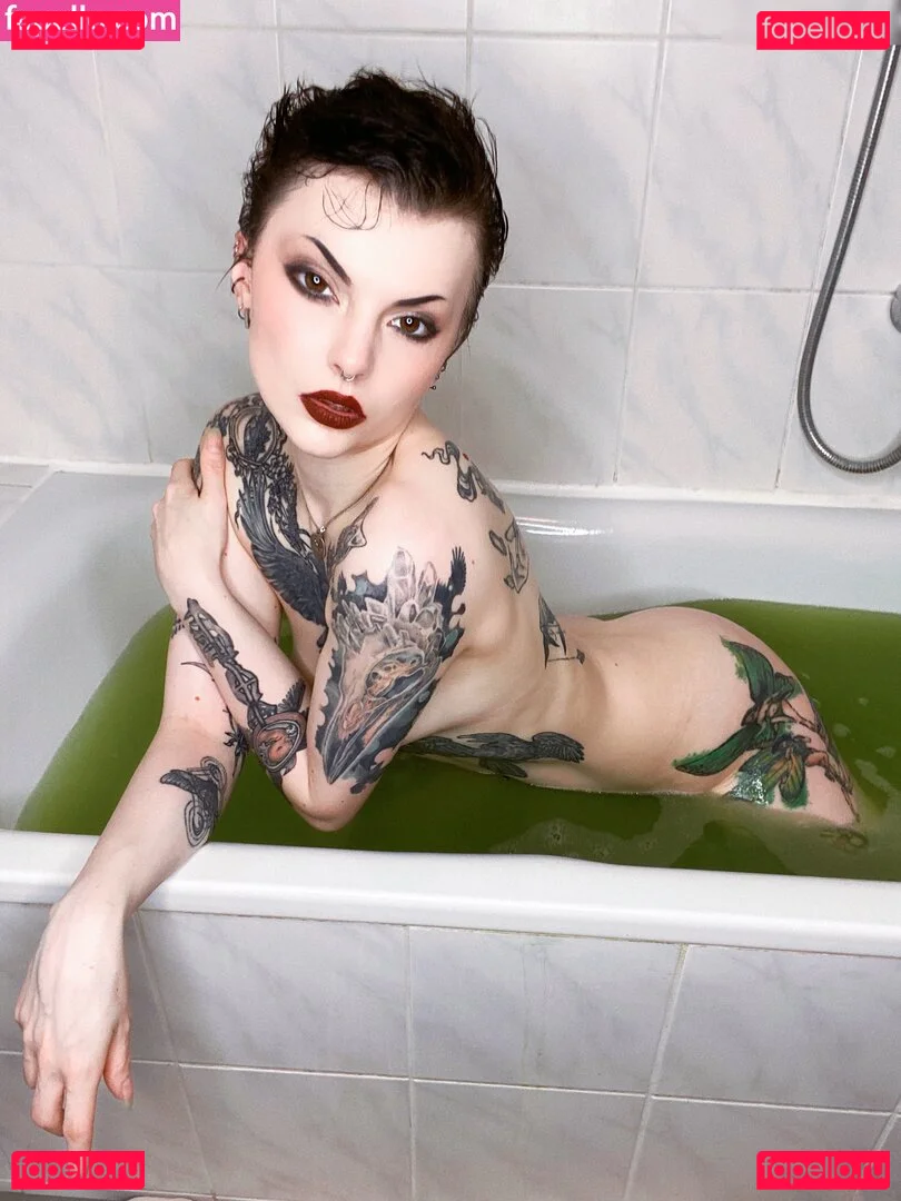 Nimue Faierie Blossom Onlyfans Photo Gallery 