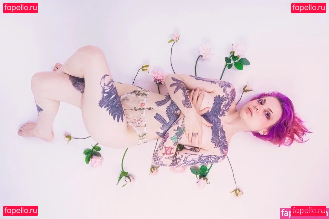 Nimue Faierie Blossom Onlyfans Photo Gallery 