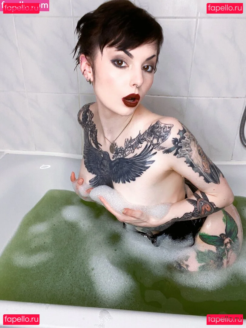 Nimue Faierie Blossom Onlyfans Photo Gallery 