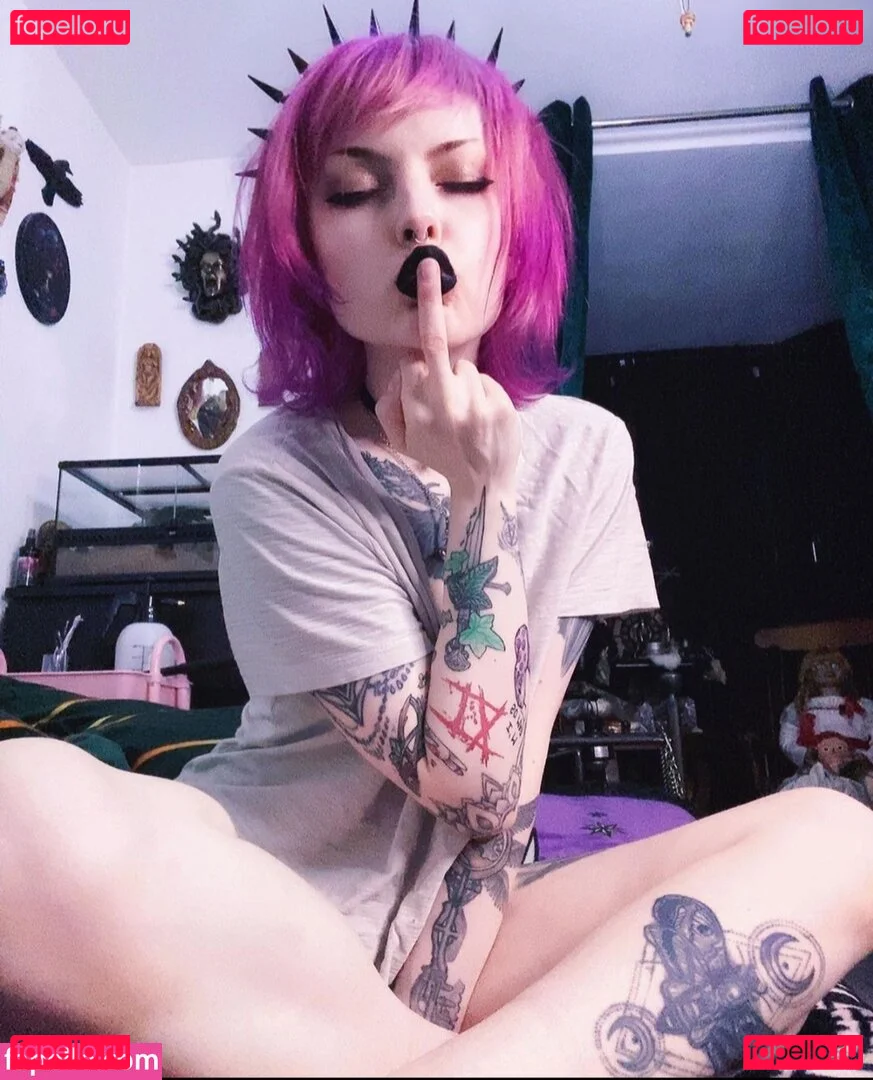 Nimue Faierie Blossom Onlyfans Photo Gallery 