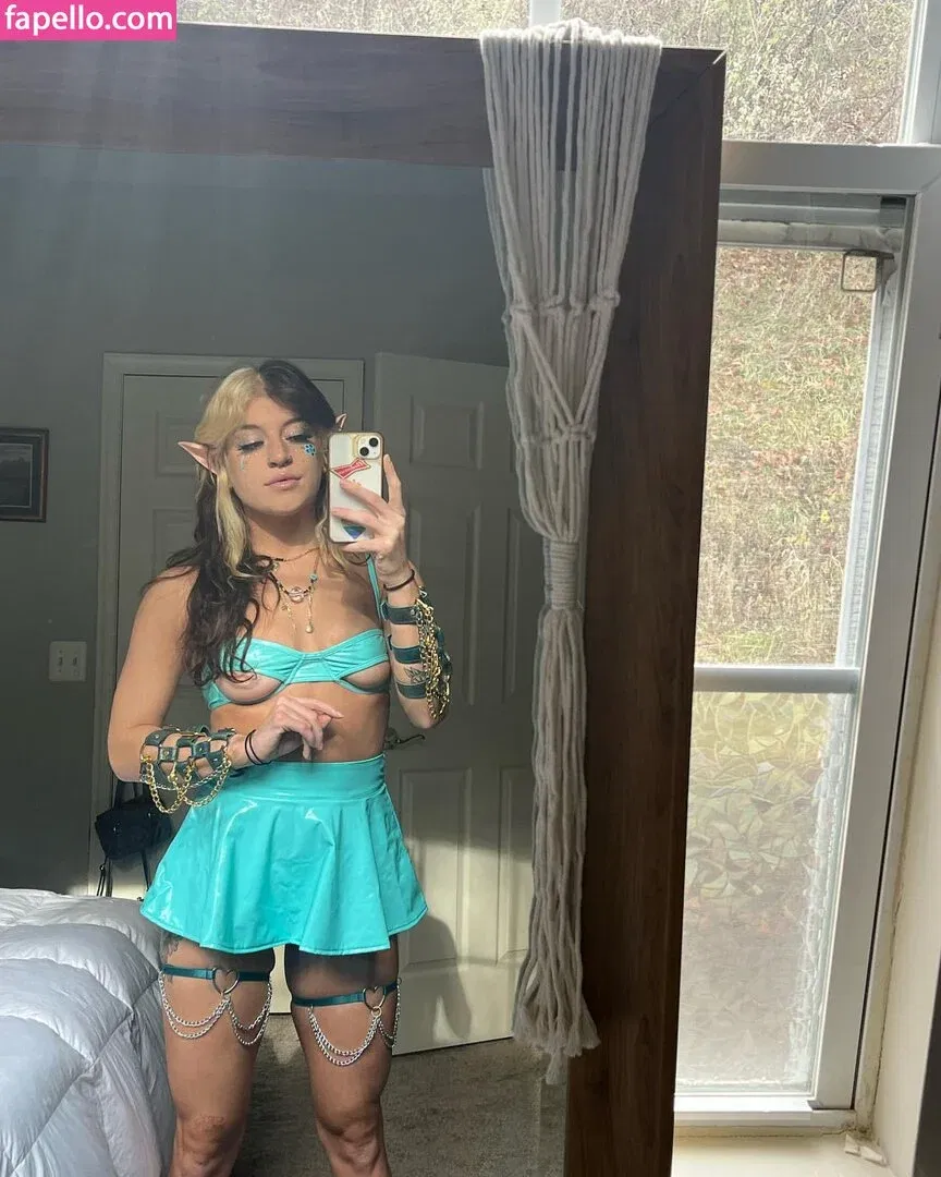 Rave_gab Onlyfans Photo Gallery 