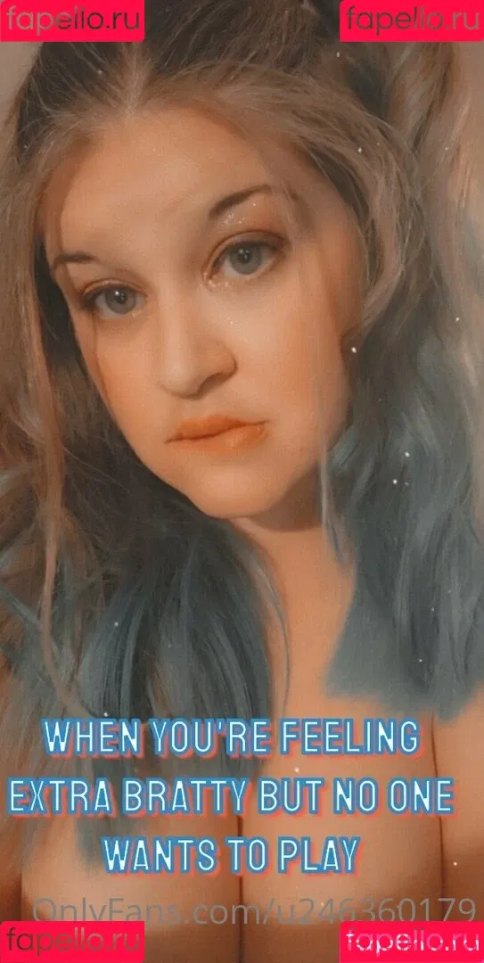 naughtylilnekofree Onlyfans Photo Gallery 