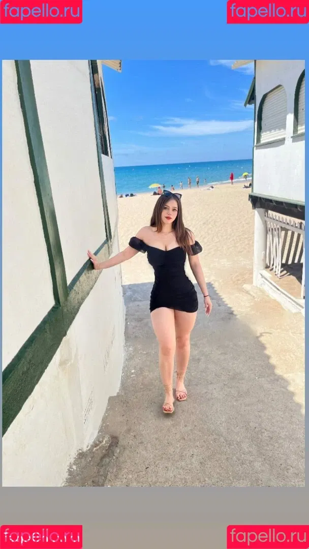 jasmin.reyeshn Onlyfans Photo Gallery 