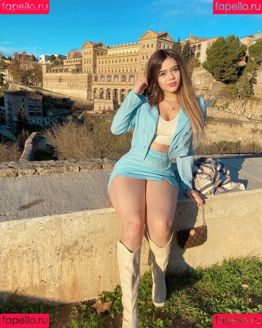 jasmin.reyeshn Onlyfans Photo Gallery 