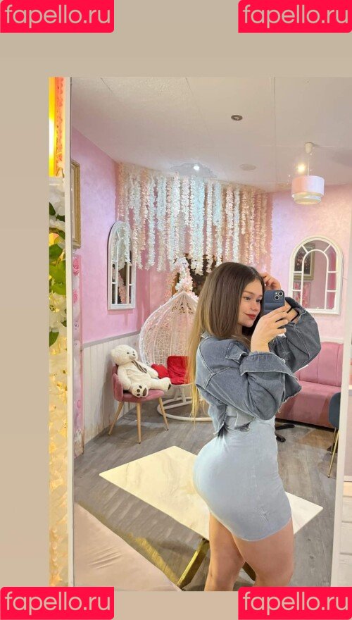 jasmin.reyeshn Onlyfans Photo Gallery 