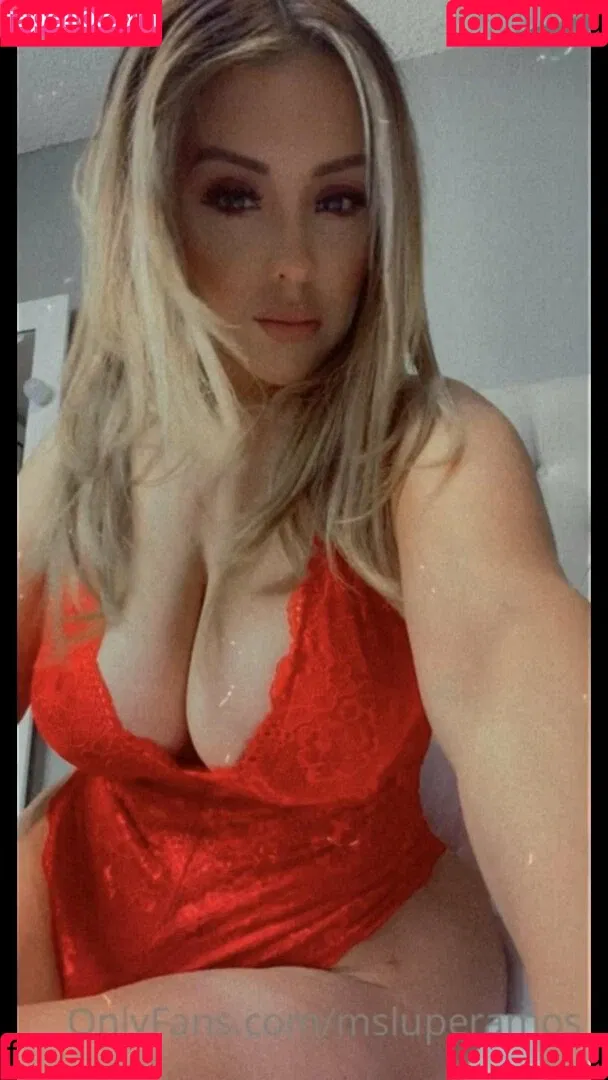 MsLupeRamos Onlyfans Photo Gallery 