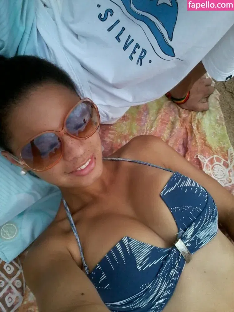 Enteada Onlyfans Photo Gallery 