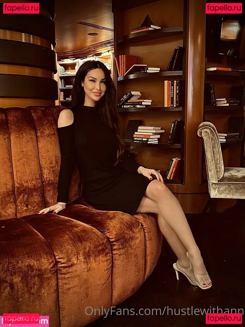 HustlewithAnn Onlyfans Photo Gallery 