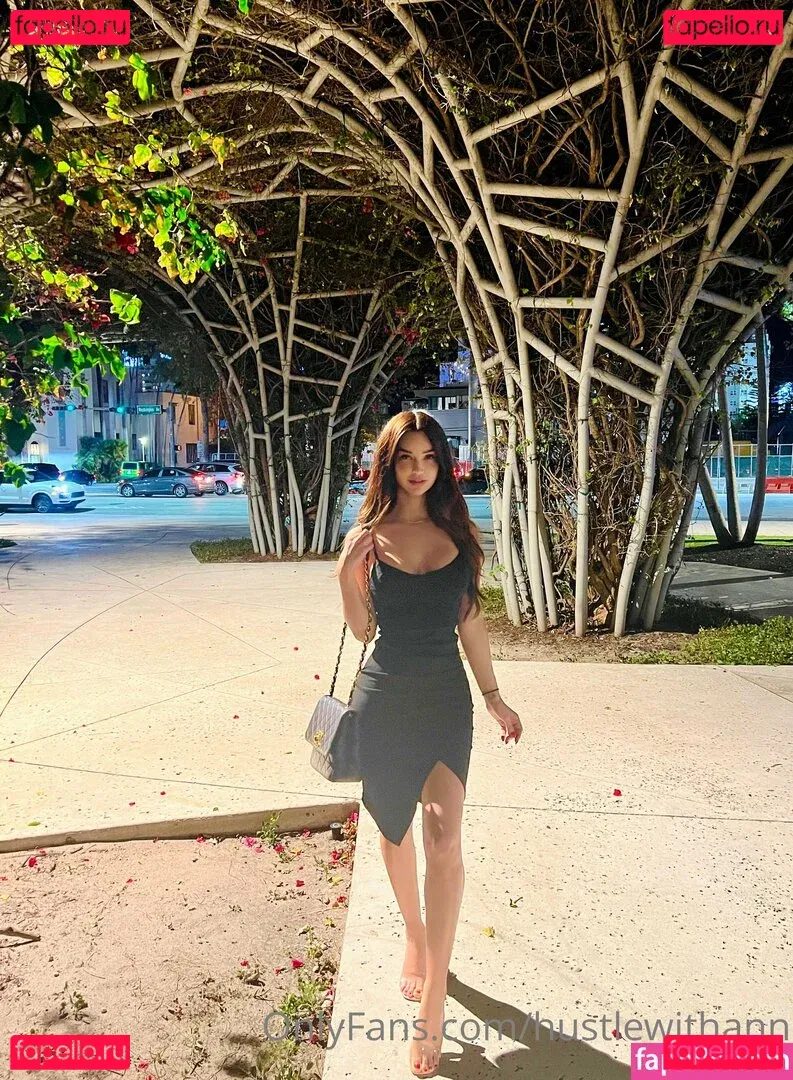 HustlewithAnn Onlyfans Photo Gallery 