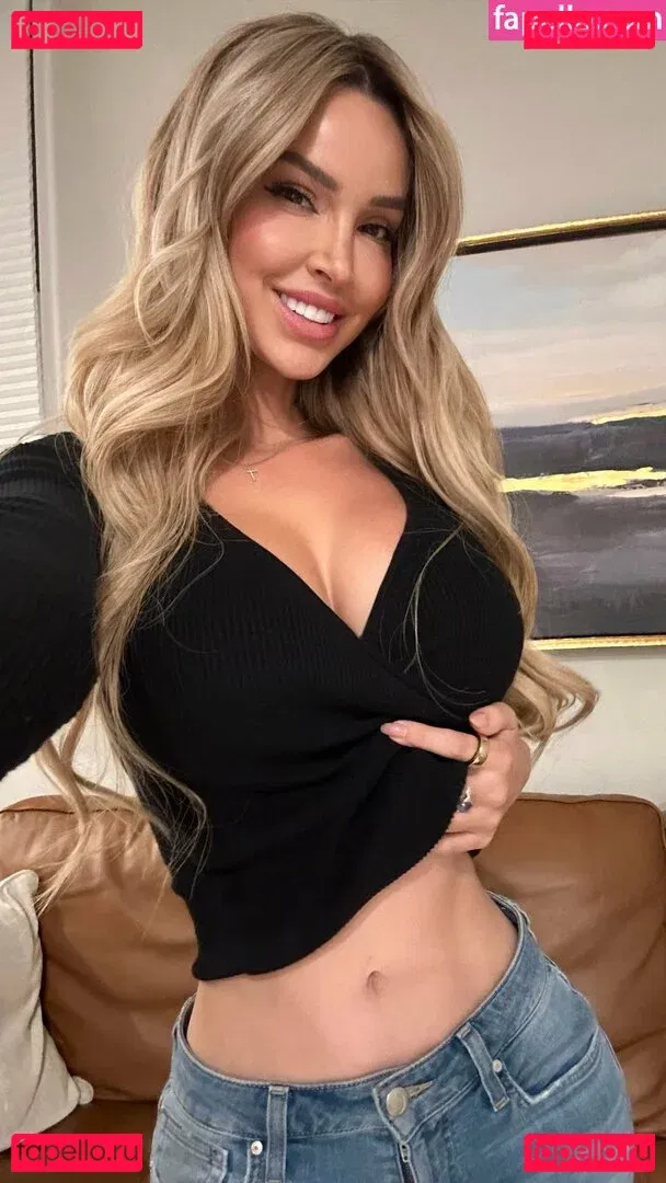 HustlewithAnn Onlyfans Photo Gallery 