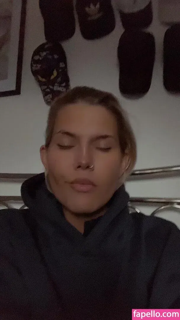 Georgina-lyn Healy Onlyfans Photo Gallery 