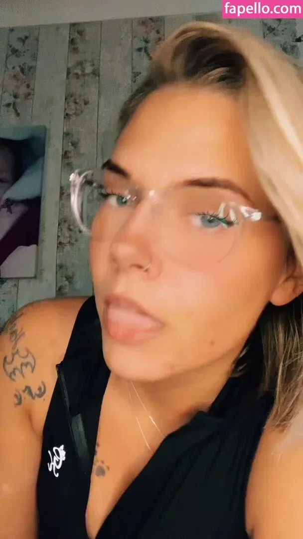 Georgina-lyn Healy Onlyfans Photo Gallery 