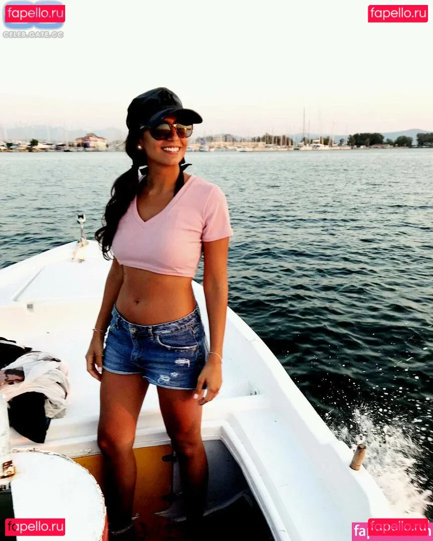 Eva Benetatou Onlyfans Photo Gallery 