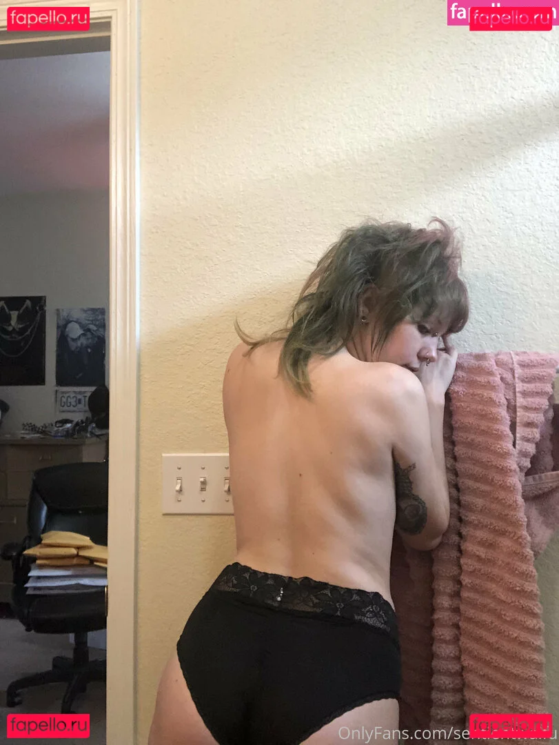 sentientwaifu Onlyfans Photo Gallery 