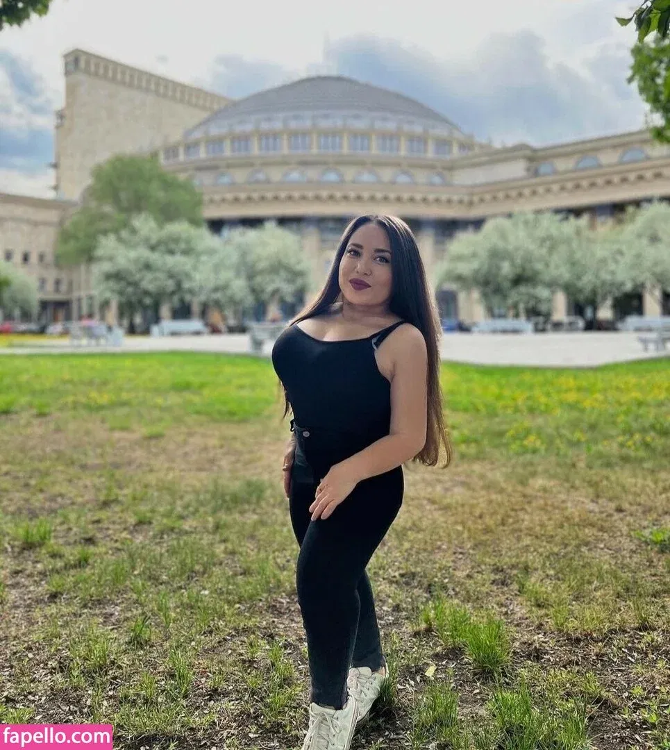 Saxarovagul Onlyfans Photo Gallery 