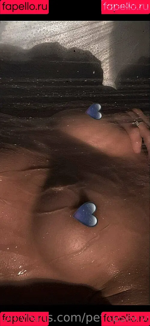 petitesexysilje Onlyfans Photo Gallery 