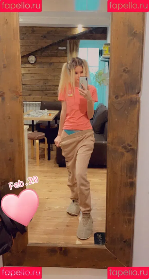 vikneskafree Onlyfans Photo Gallery 