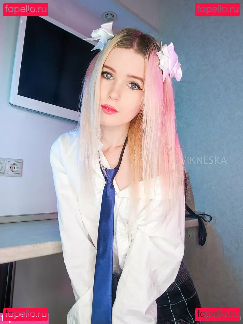 vikneskafree Onlyfans Photo Gallery 